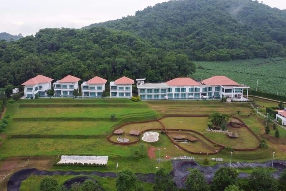 Hotel Viva Montane Ban Nong Chap Tao Exteriér fotografie